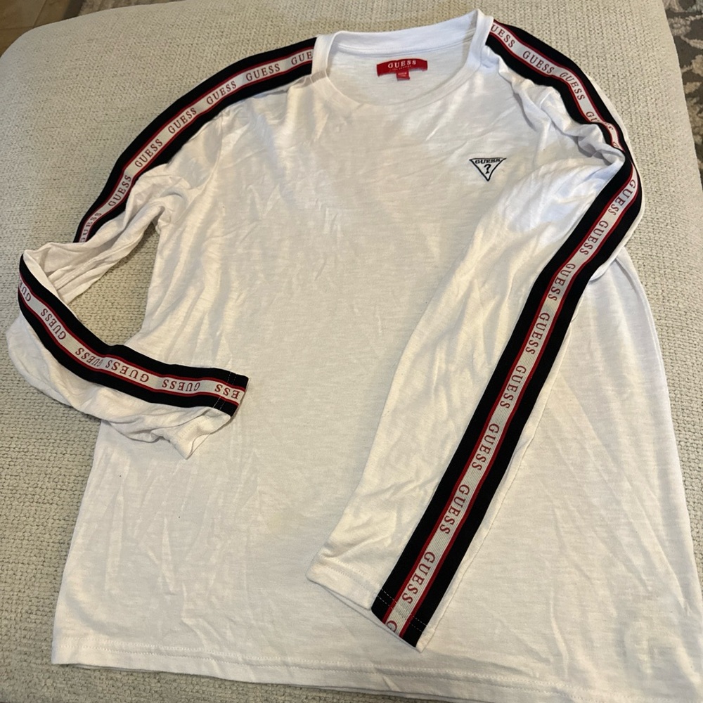 Guess Men’s White Long sleeve logo stripe crewneck